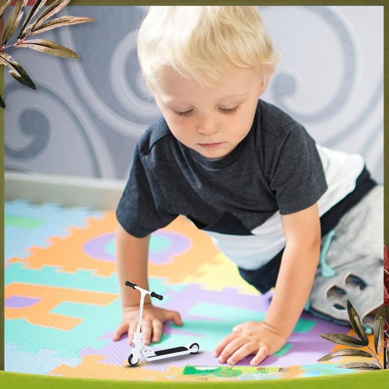 Mobil Mainan Skateboard Deskto - Kids Toys Scooter ulasan dan harga